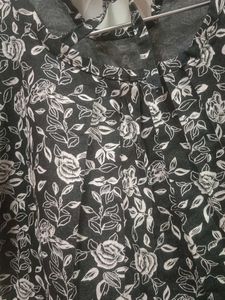 Girl's Beautiful Top 😍