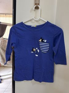 XS Mickey Mouse t shirt