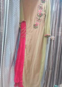 Embroidered Kurta Set