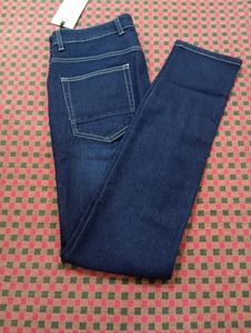 Women&#39;s Jeans