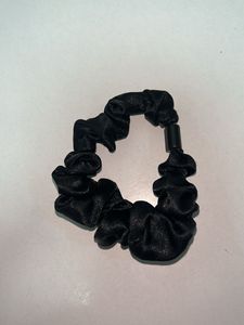 Black Scrunchie