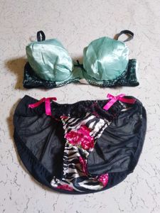 Cute Bra 4bra & 4panties.