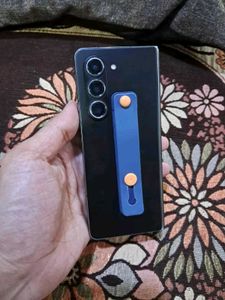 samsung z fold 5 in a new like condition