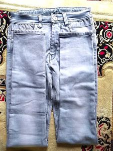 Jeans And Pants For Boys