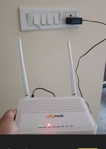 "No Coins" 2 Antenna Router With Power Adapto