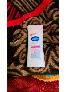 Pink Vaseline Body Lotion