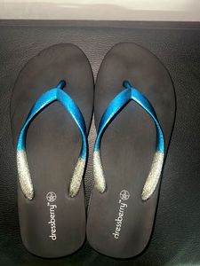 DressBerry Branded Flip Flops
