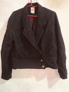 Beautiful short blazer