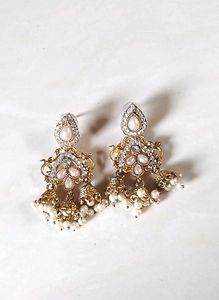*Pair Of Gold Covered *not real* Earings.