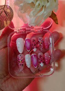Pearly Peach Press On Nail