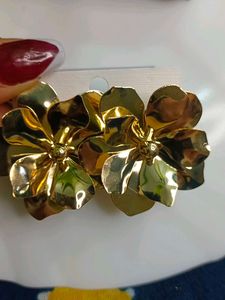 Golden Flower Earring