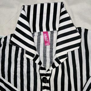 BLACK &amp; WHITE STRIPED BUTTON-DOWN DRESS