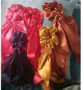 Combo Of Scrunchies And Hairbands