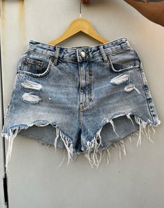 Berksha High Waisted Shorts