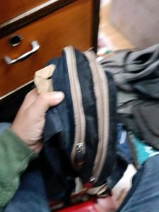 Black Diesel Bag Zips Working Properly