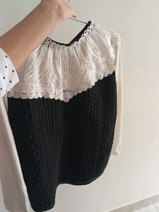 Chic Black &amp; White Top