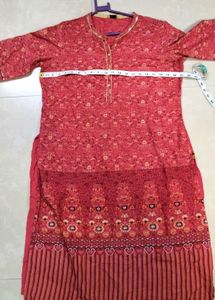 Aurelia Floral Print Tunic Top.Size 42.Length 40.