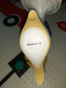 Medela harmony flex breast pump ,single pum