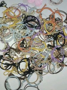 Beautiful Bead Hair Tie In 8 Different Colours
