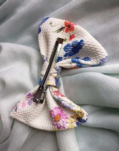 Floral Bow🌼🌼 Clip