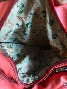 Beautiful Lining Bag With Cartoon Kitty