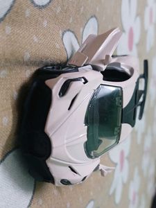 toy racing car
