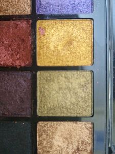 Swiss Beauty Eyeshadow Palette