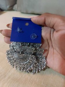 Heavy earrings