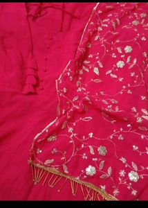 Elegant Pink Kurta with Embroidery