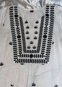 Elegant Embroidered Kurta