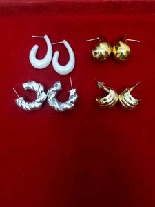 4 Pairs of Assorted Earrings