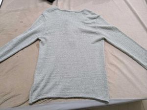 Forever 21 Grey Solid Sweater