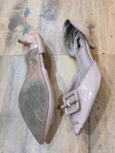 Low Nude Heels With Cushioned Soles
