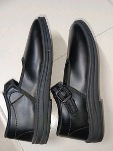 🆕 School Shoes