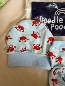 Set Of Cap , Socks And Mittens For Newborn
