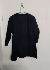 Sangria Black Top