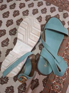 Sandal