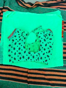 Floral Print Green Saree With Blouse