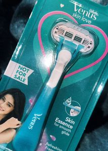 Venus Skin Love Razor❤️