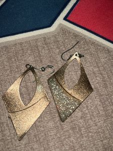 2 Set Of  Earring