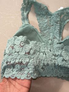 Stylish Padded  Lace Bralette
