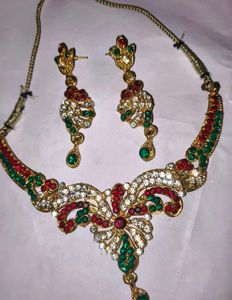 Vintage Red, Green & White Rhinestone Necklace Set