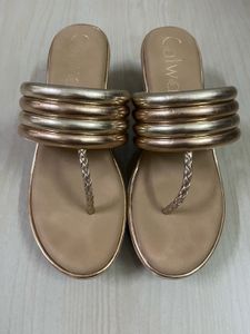 Gold Wedges