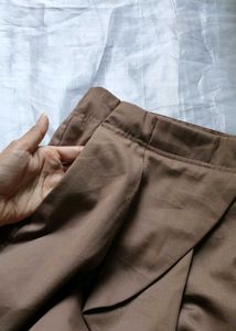 Brown Pleated Skort 🤎( Short + Skirt)