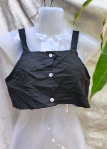 I. CUTE BLACK TOP