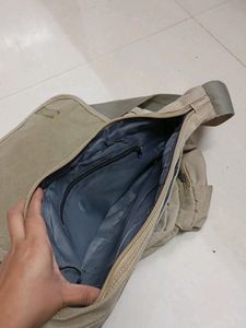 Side Shoulder Bag.