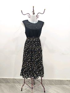 Floral Pleated Midi Skirt