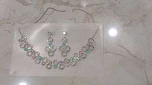 Necklace &amp; Earring Set