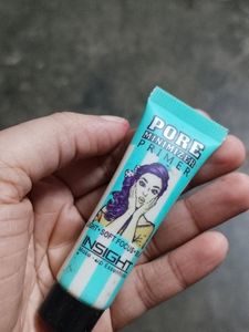 Insight Pore Minimizer