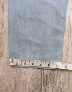 Sc9470 Levi&#39;s Beggy Jeans Waist 32